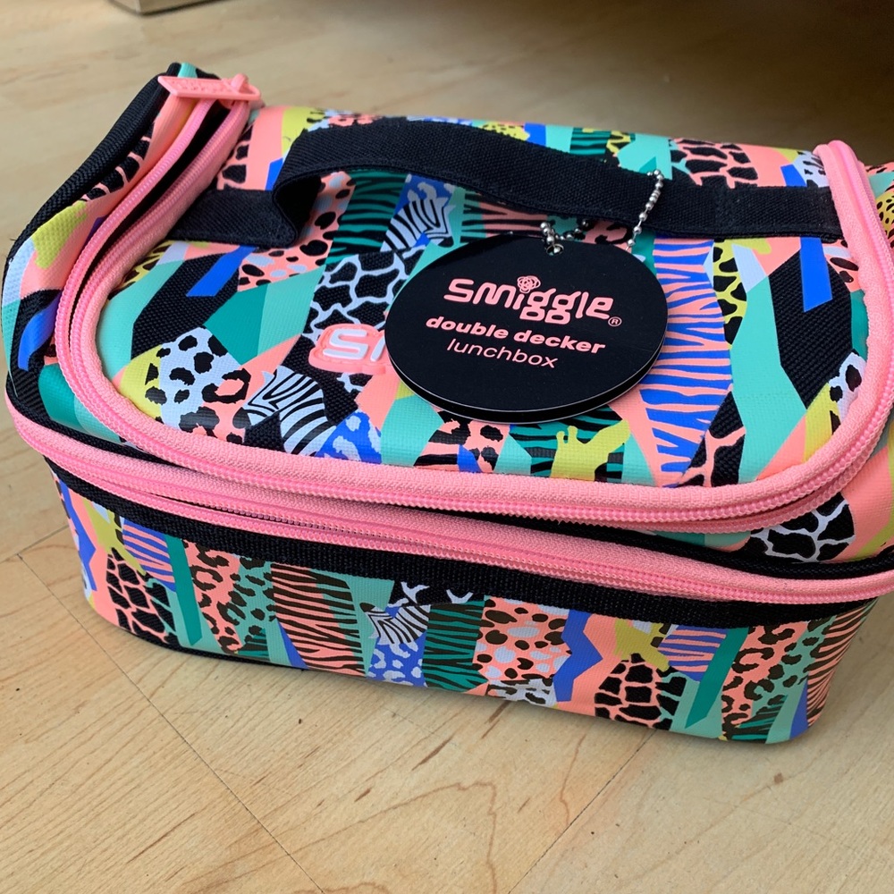 Smiggle lunch box